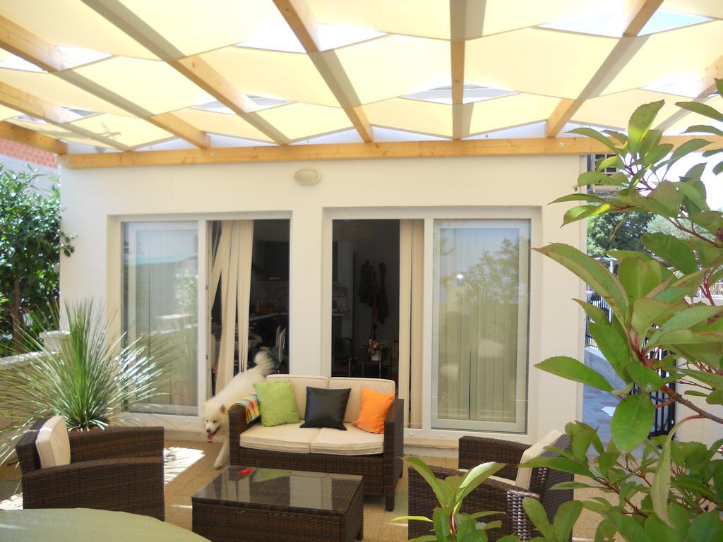Apartment Teuta Zadar Rum bild
